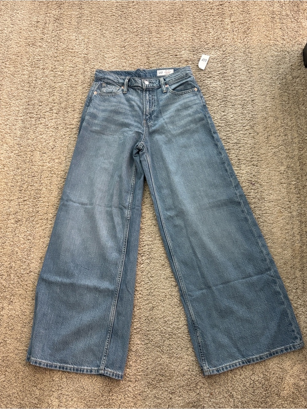 NWT Gap Mid Rise Ultrasoft Baggy Jeans - Picture 2 of 4